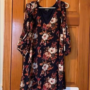 Lulus cold shoulder floral dress